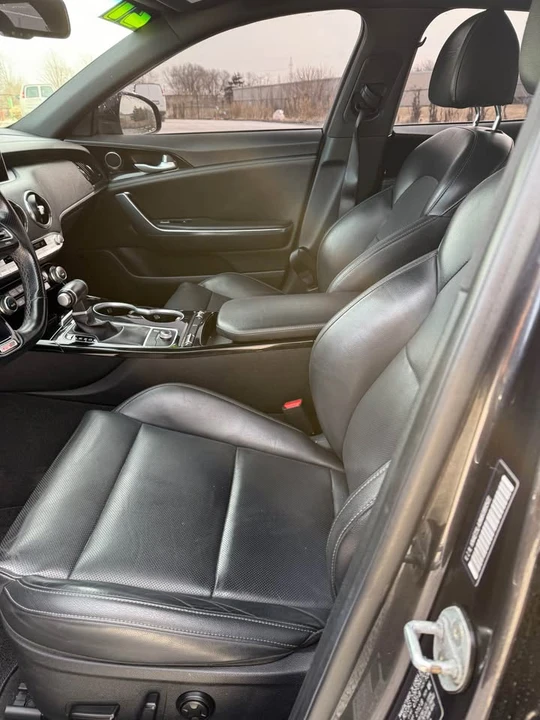 2021 Kia Stinger GT - Image 2 of 15