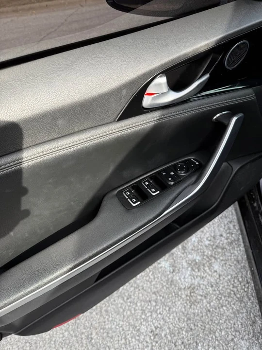 2021 Kia Stinger GT - Image 10 of 15