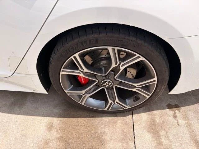 2021 Kia Stinger GT - Image 5 of 10