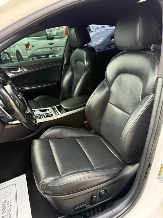 2021 Kia Stinger GT - Image 6 of 8