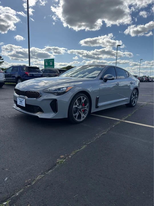 2021 Kia Stinger GT - Image 2 of 12