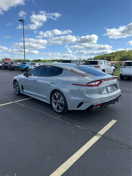 2021 Kia Stinger GT - Image 4 of 12
