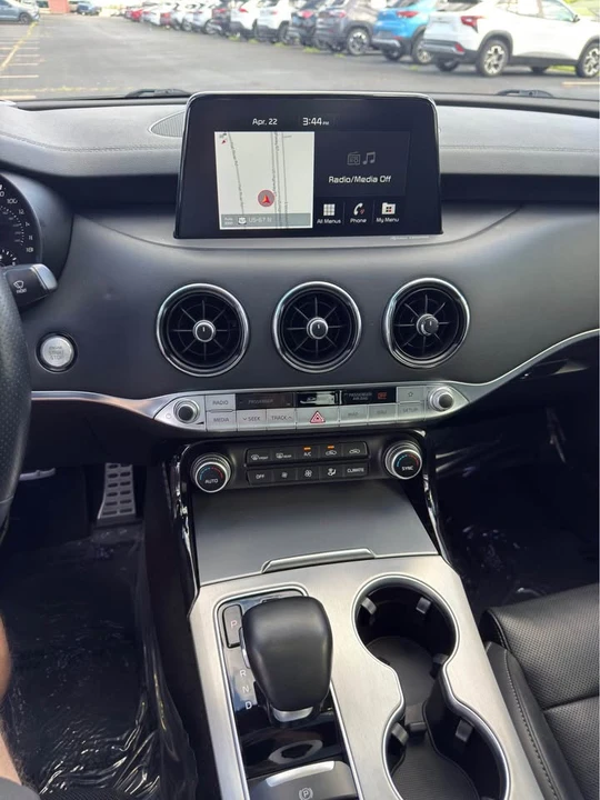 2021 Kia Stinger GT - Image 11 of 12
