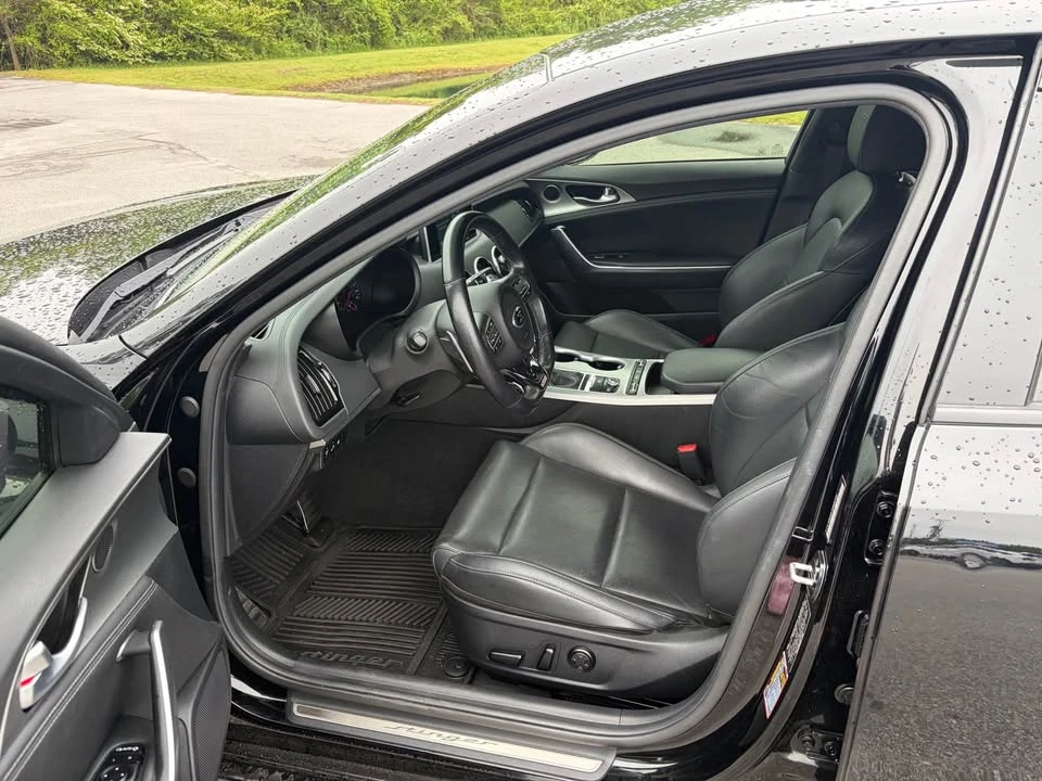 2021 Kia Stinger GT - Image 8 of 10