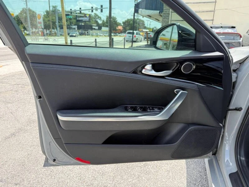 2021 Kia Stinger GT - Image 10 of 20