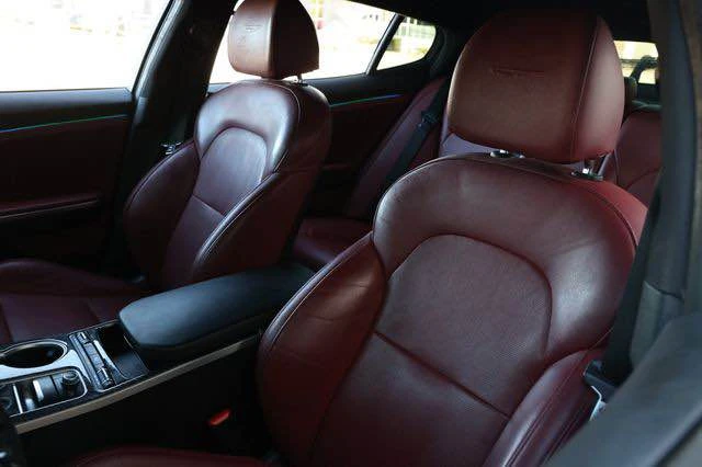 2021 Kia Stinger GT - Image 10 of 17