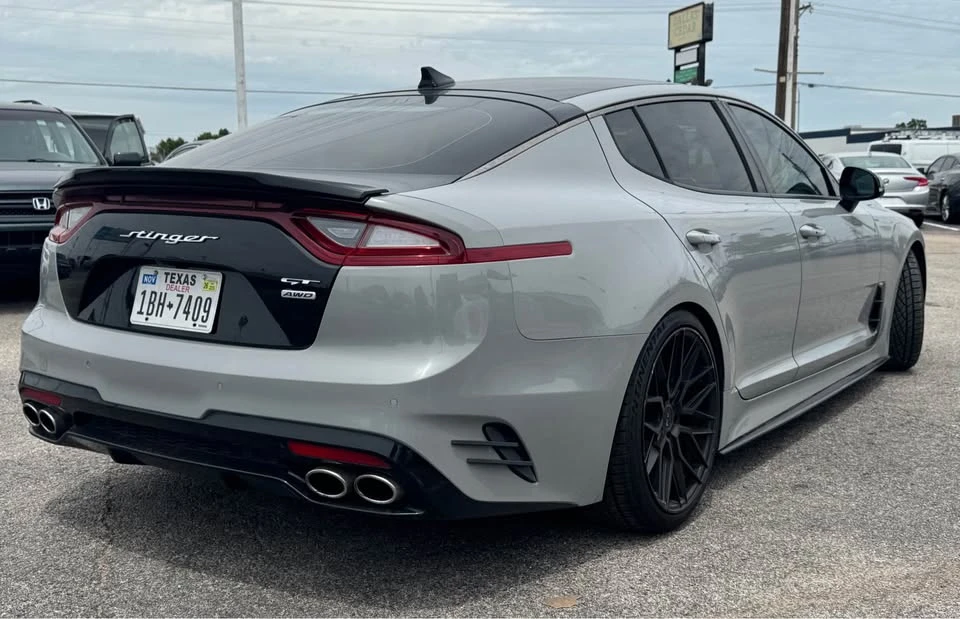 2021 Kia Stinger GT - Image 4 of 10
