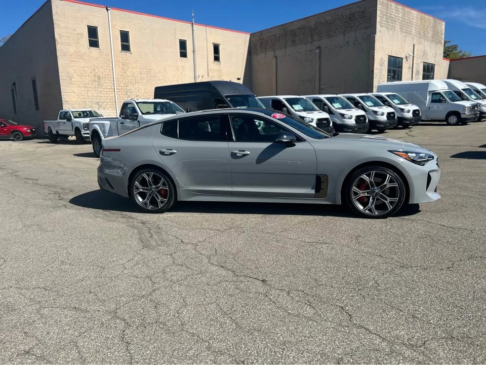 2021 Kia Stinger GT - Image 4 of 12