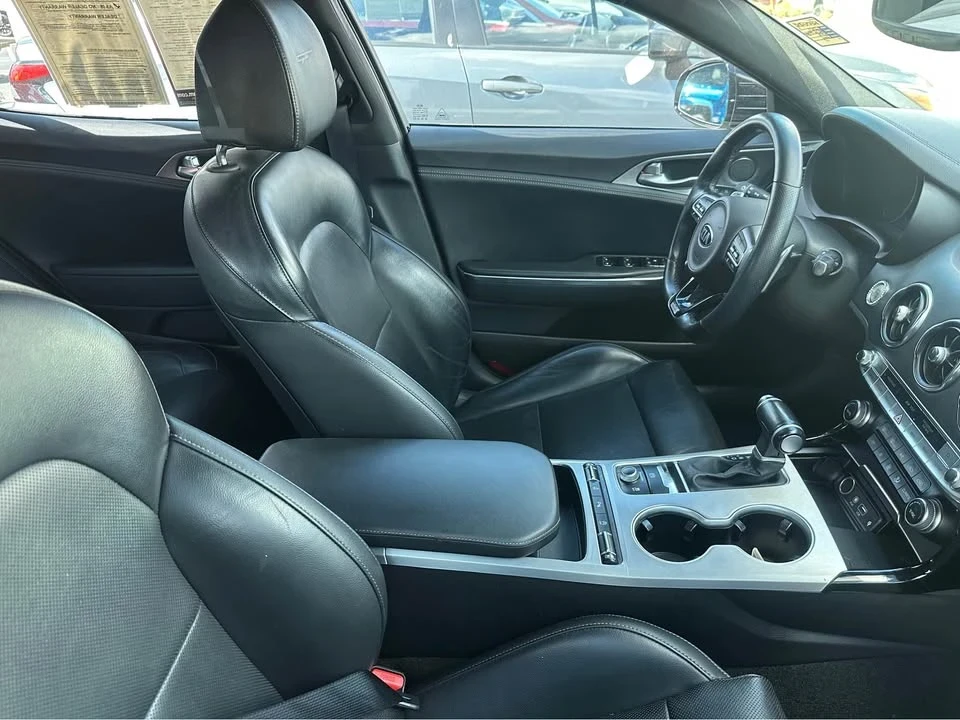 2021 Kia Stinger GT - Image 5 of 8