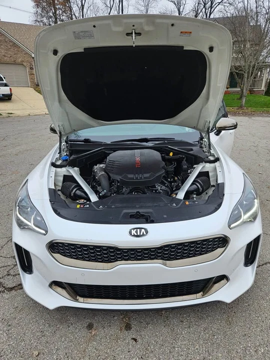 2021 Kia Stinger GT - Image 17 of 20