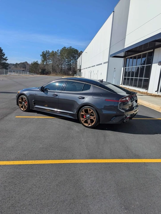 2021 Kia Stinger GT - Image 10 of 20