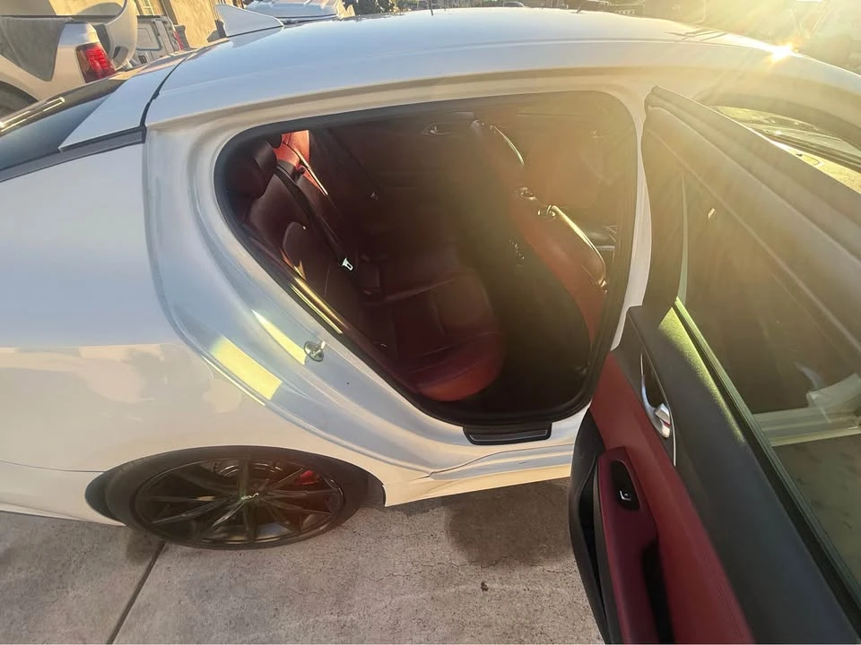 2021 Kia Stinger GT - Image 9 of 16