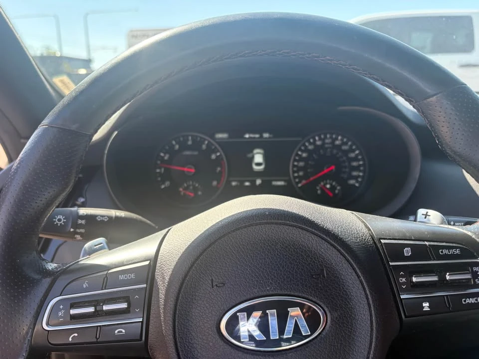 2021 Kia Stinger GT - Image 9 of 12