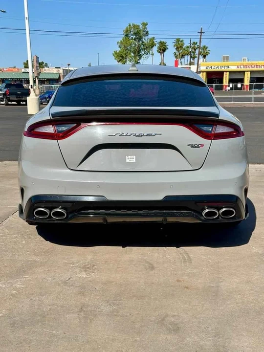 2021 Kia Stinger GT - Image 8 of 16