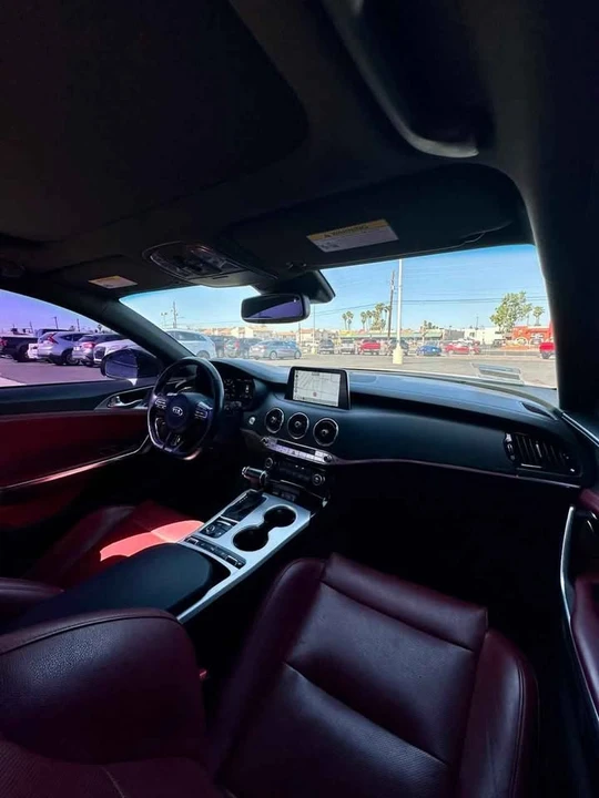 2021 Kia Stinger GT - Image 12 of 16