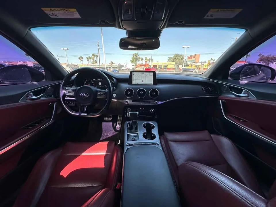 2021 Kia Stinger GT - Image 11 of 16