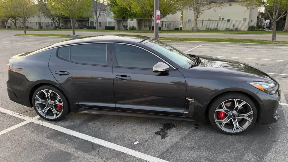 2021 Kia Stinger GT - Image 3 of 17