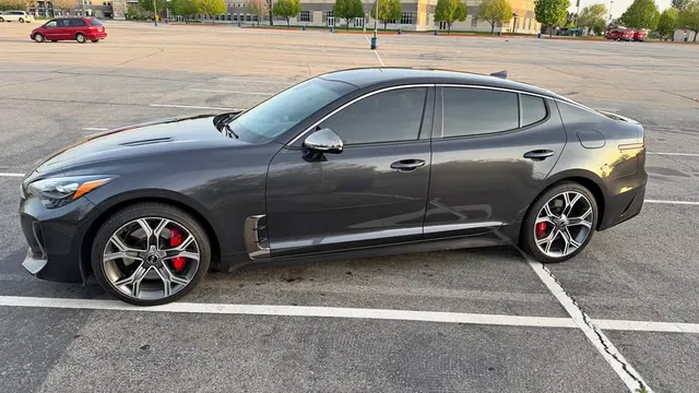 2021 Kia Stinger GT1