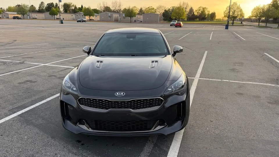 2021 Kia Stinger GT - Image 2 of 17