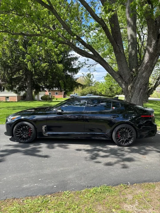 2021 Kia Stinger GT - Image 2 of 8