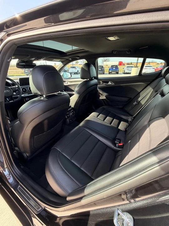 2021 Kia Stinger GT - Image 7 of 14