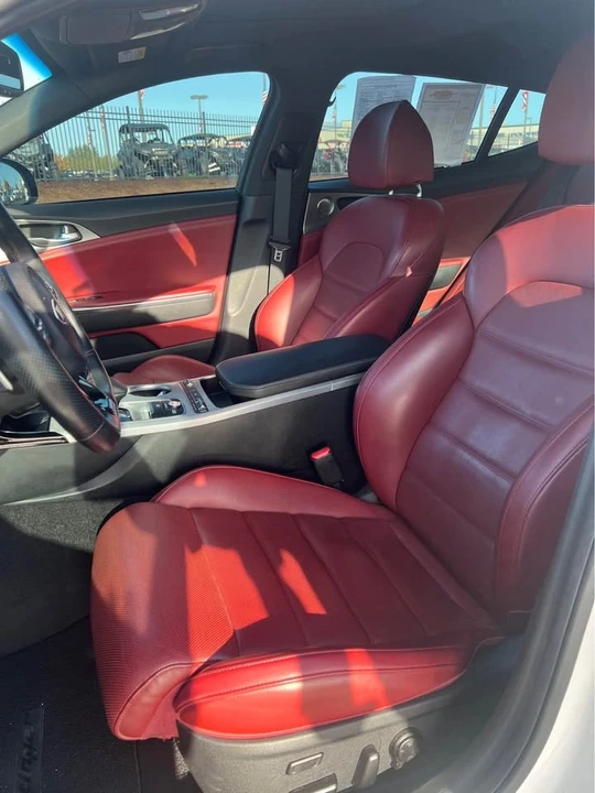 2021 Kia Stinger GT - Image 8 of 9