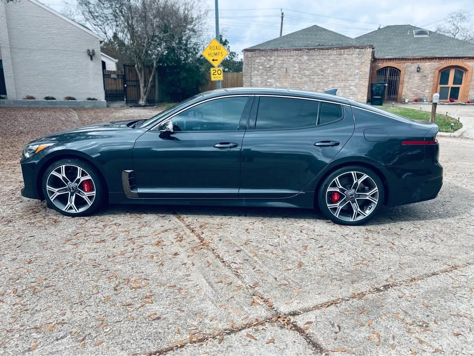 2021 Kia Stinger GT - Image 8 of 20