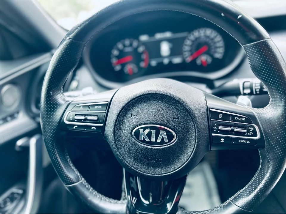2021 Kia Stinger GT - Image 17 of 20