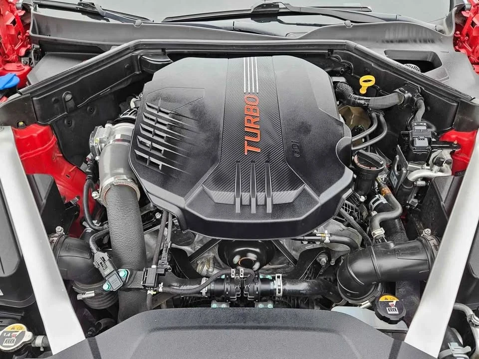 2021 Kia Stinger GT - Image 10 of 13