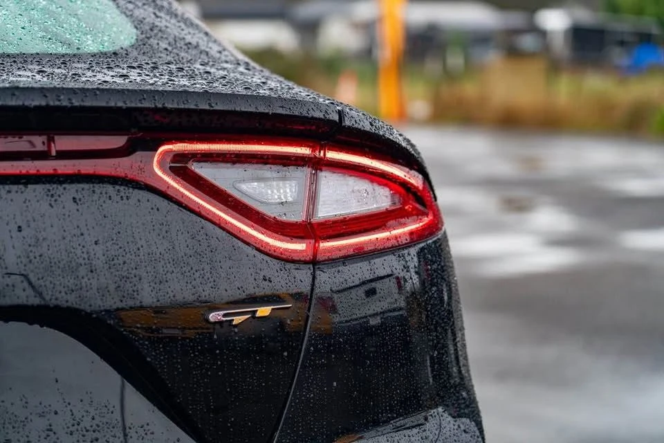 2021 Kia Stinger GT - Image 4 of 15