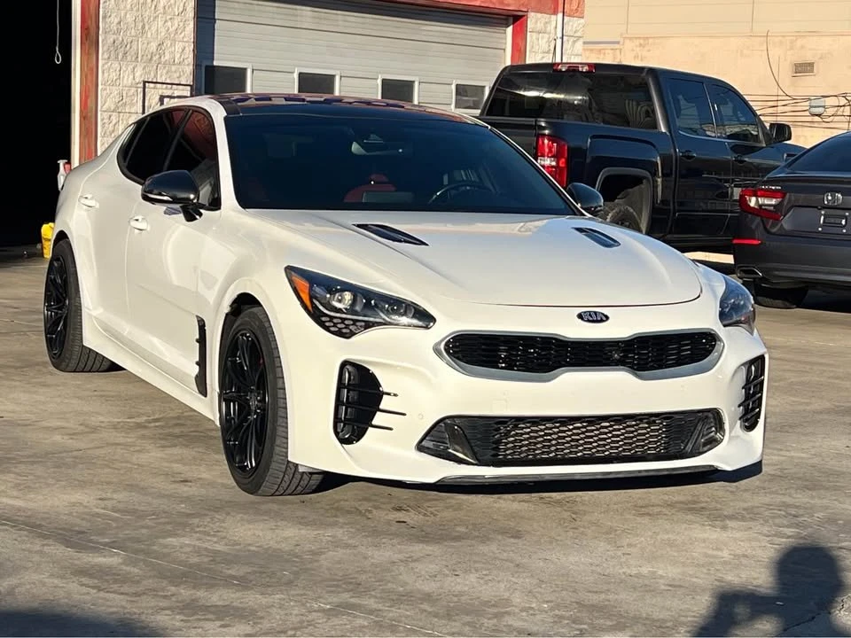 2021 Kia Stinger GT - Image 4 of 15