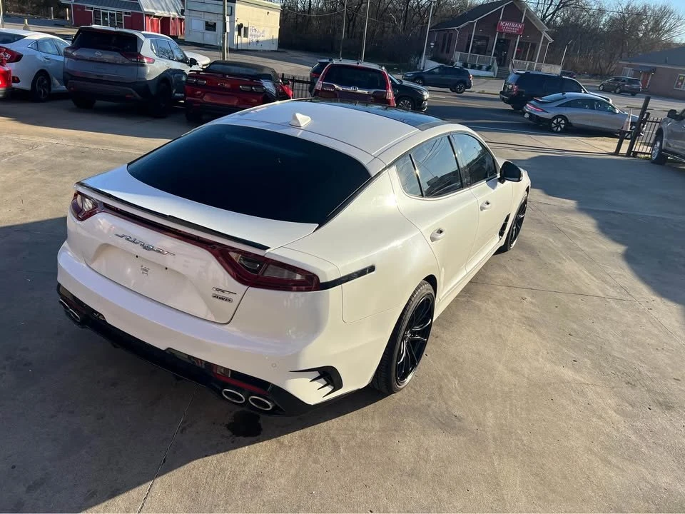 2021 Kia Stinger GT - Image 14 of 15