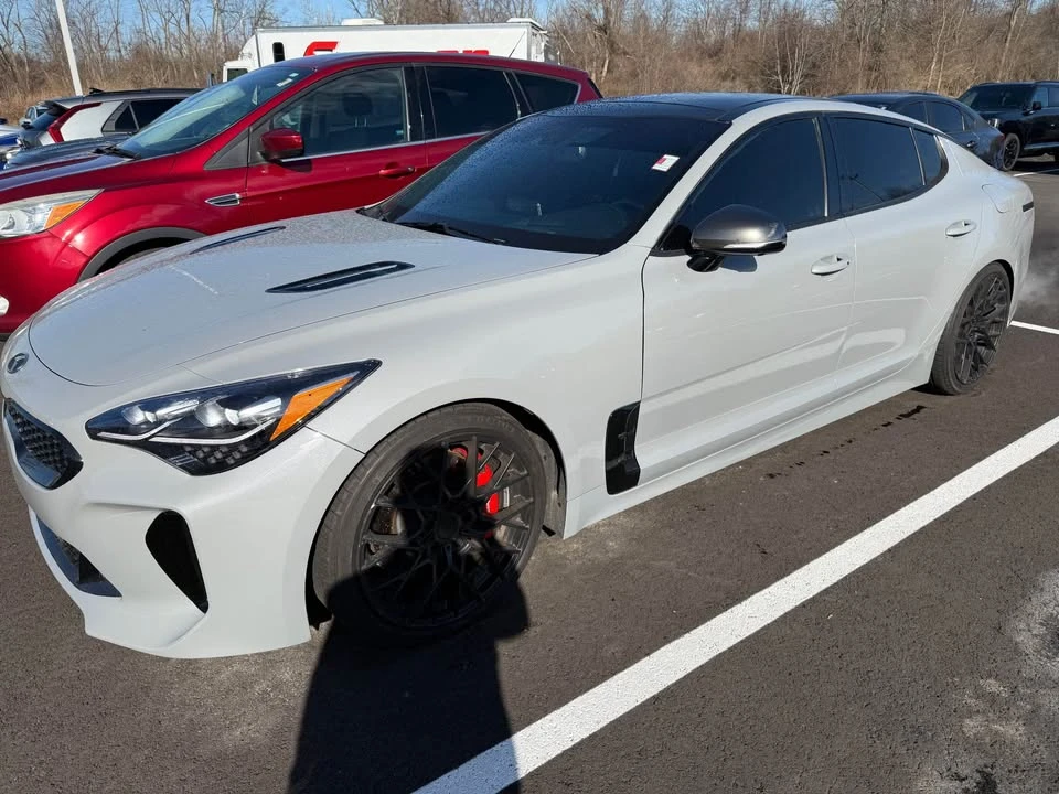 2021 Kia Stinger GT - Image 2 of 10