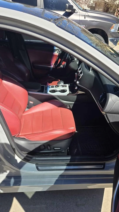 2021 Kia Stinger GT - Image 7 of 8