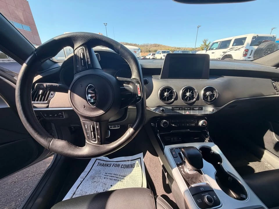 2021 Kia Stinger GT - Image 8 of 11