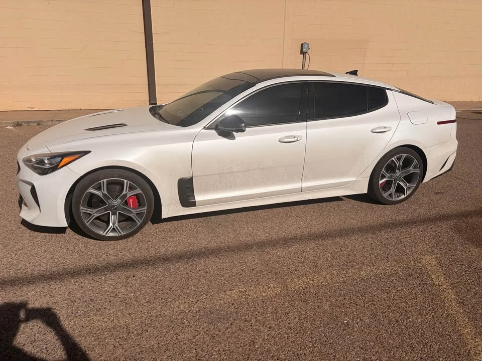 2021 Kia Stinger GT - Image 2 of 8