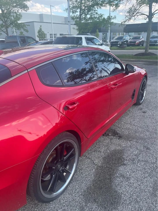 2021 Kia Stinger GT - Image 8 of 17