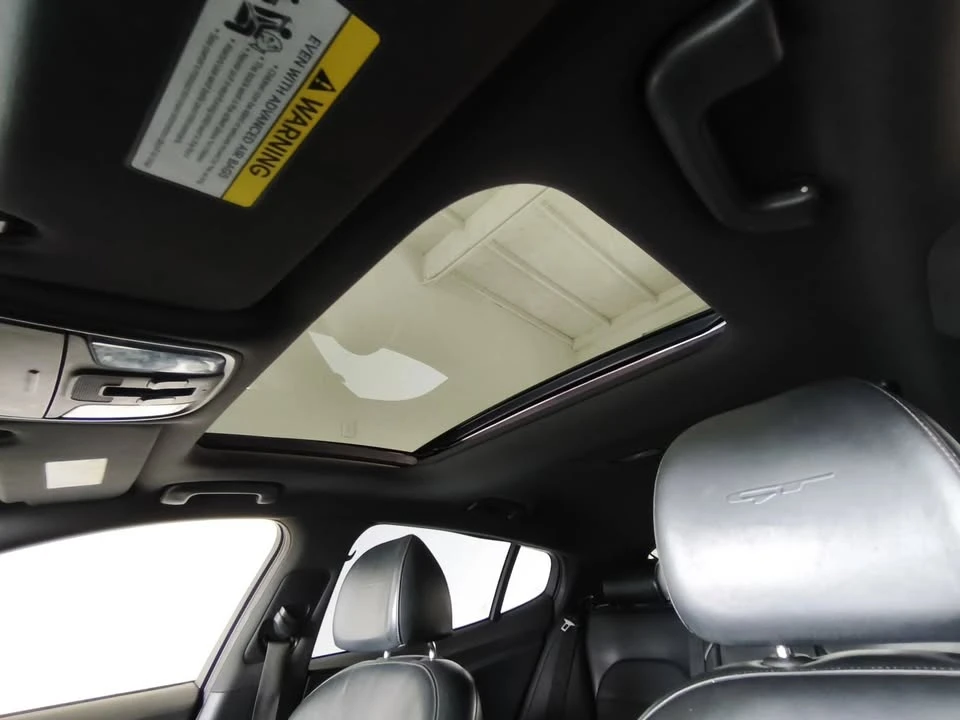 2021 Kia Stinger GT - Image 20 of 21