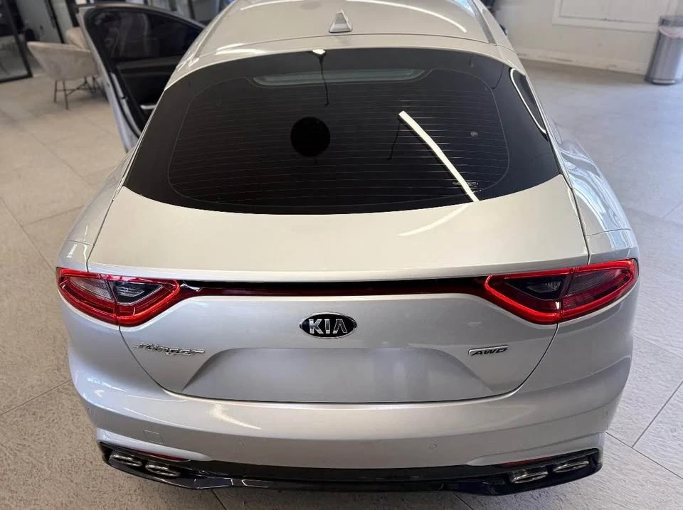 2021 Kia Stinger GT - Image 16 of 19