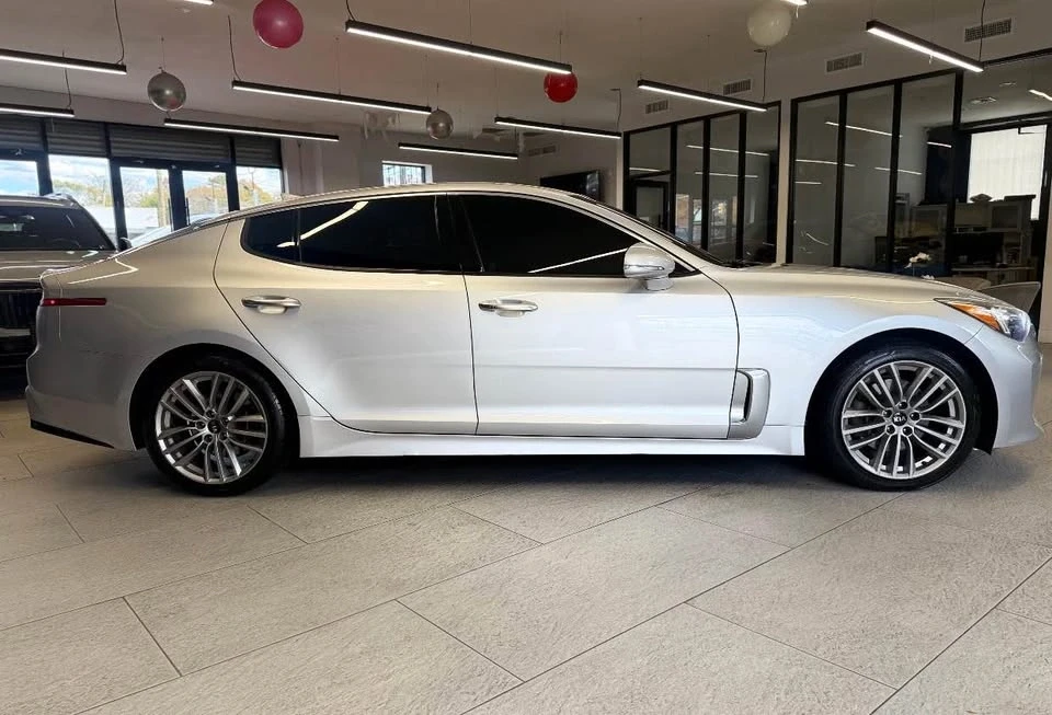 2021 Kia Stinger GT - Image 4 of 19
