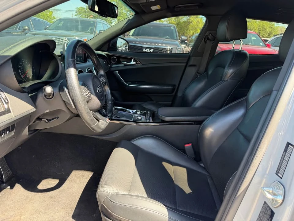 2021 Kia Stinger GT - Image 12 of 17