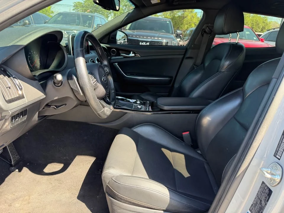 2021 Kia Stinger GT - Image 11 of 18