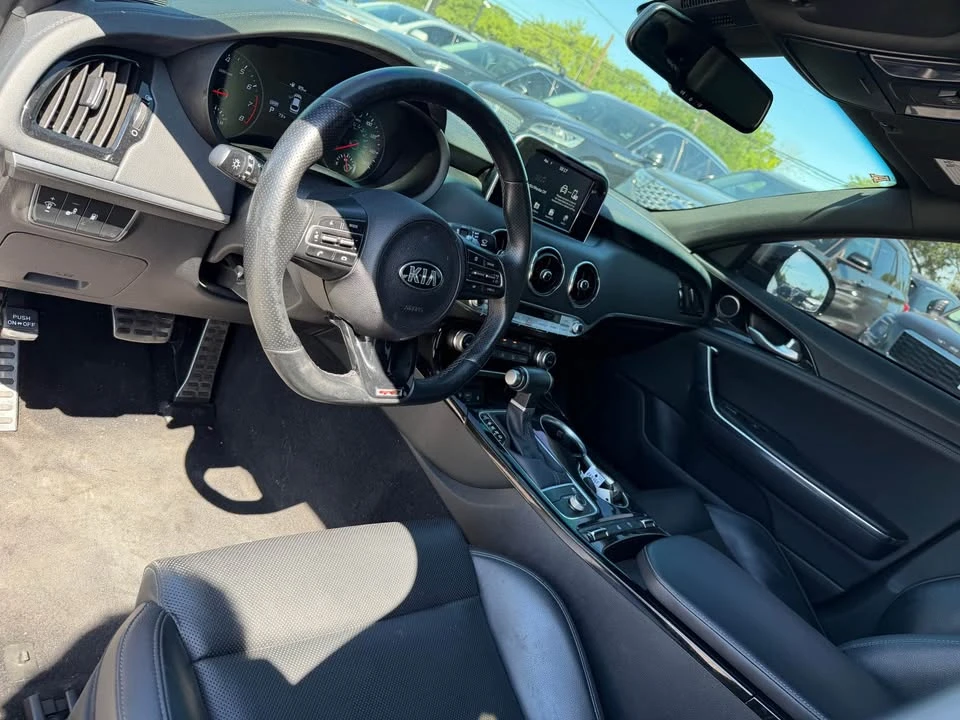 2021 Kia Stinger GT - Image 12 of 18
