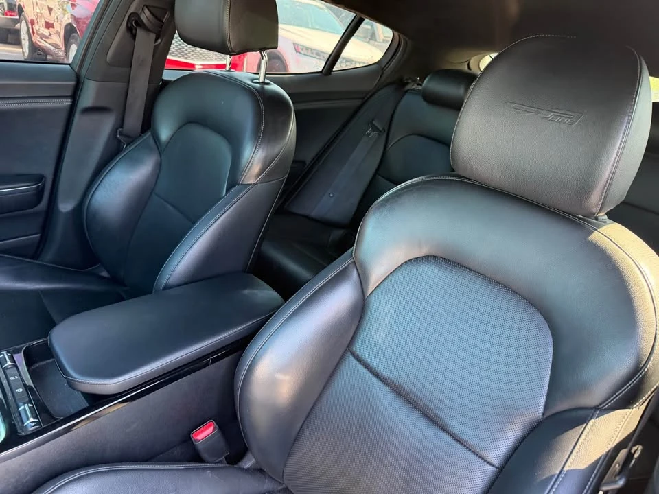 2021 Kia Stinger GT - Image 13 of 18