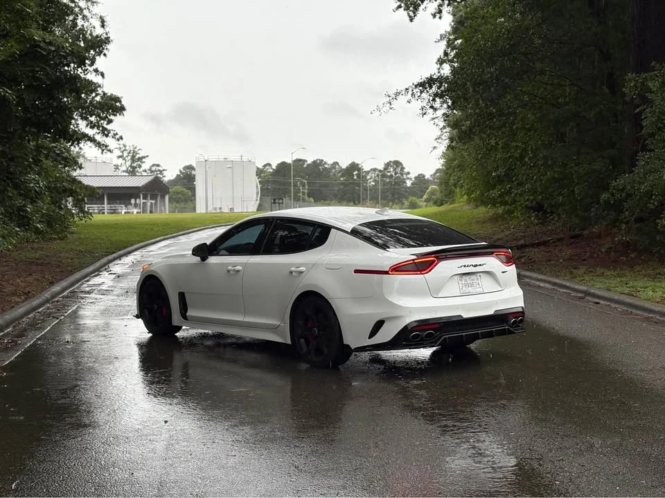 2021 Kia Stinger GT - Image 2 of 3