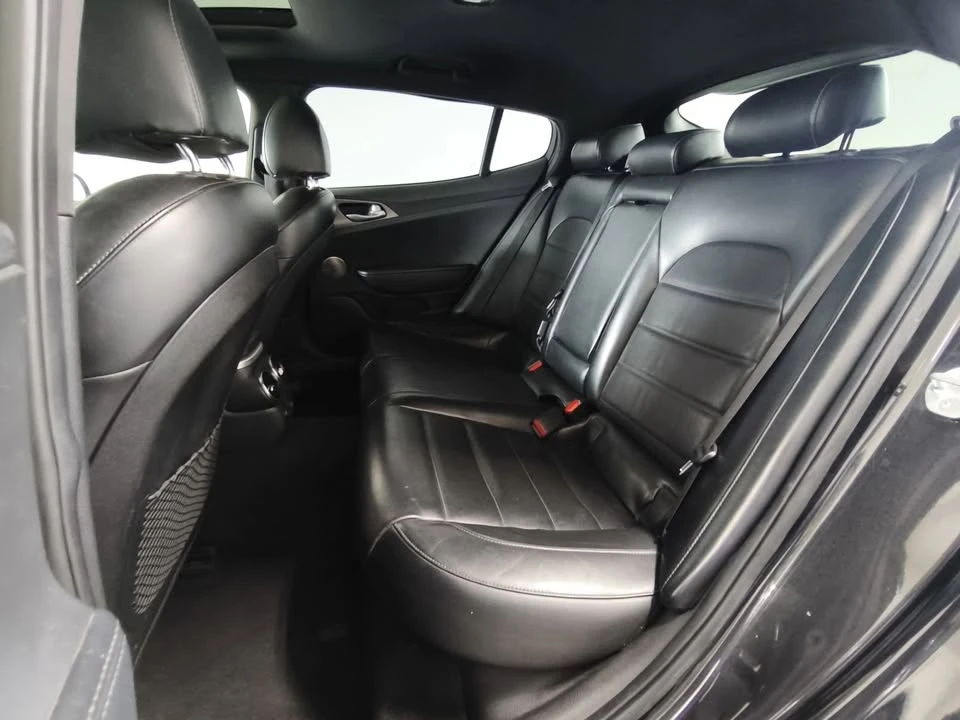 2021 Kia Stinger GT - Image 17 of 20