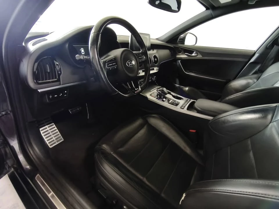 2021 Kia Stinger GT - Image 12 of 20