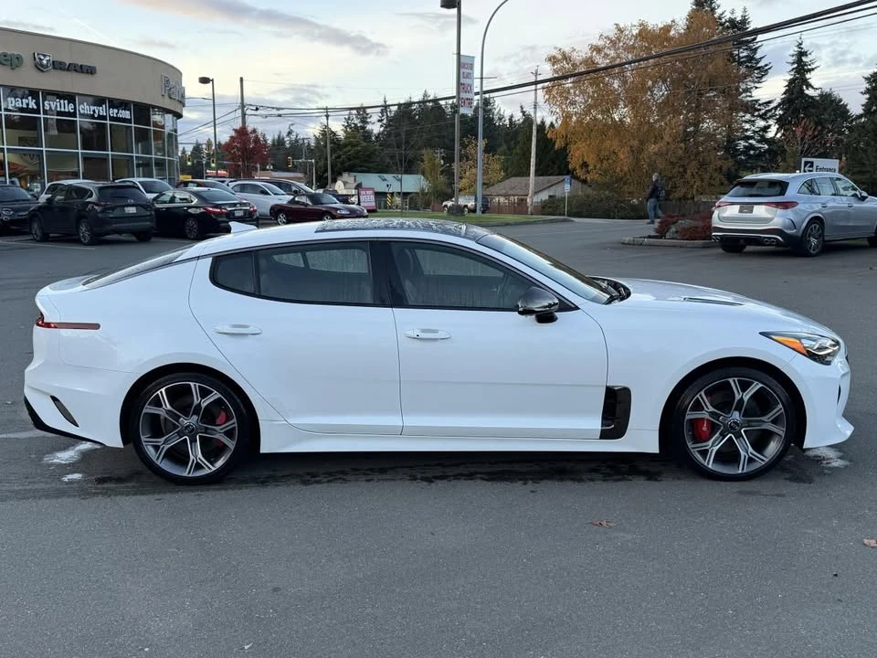 2021 Kia Stinger - Image 6 of 10