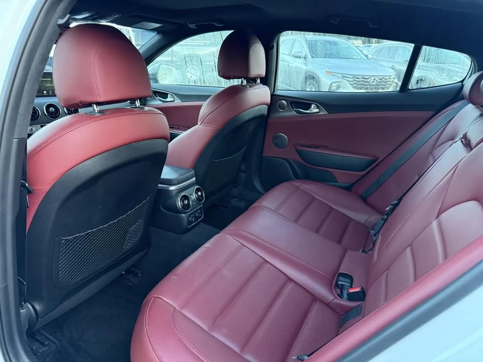 2021 Kia Stinger - Image 10 of 10