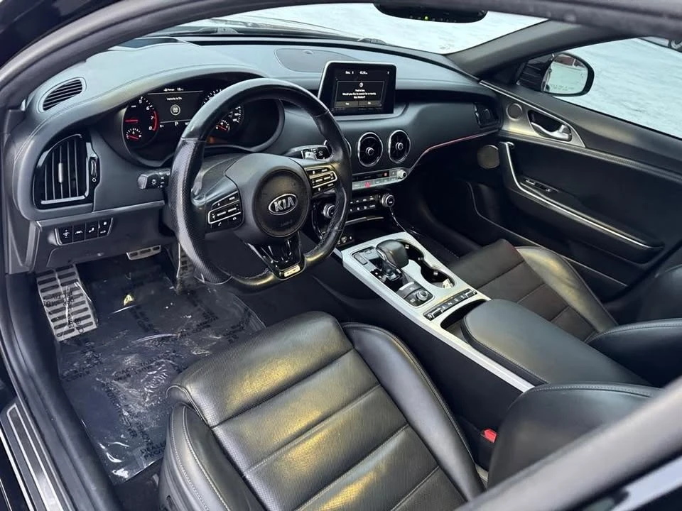 2021 Kia Stinger - Image 16 of 20